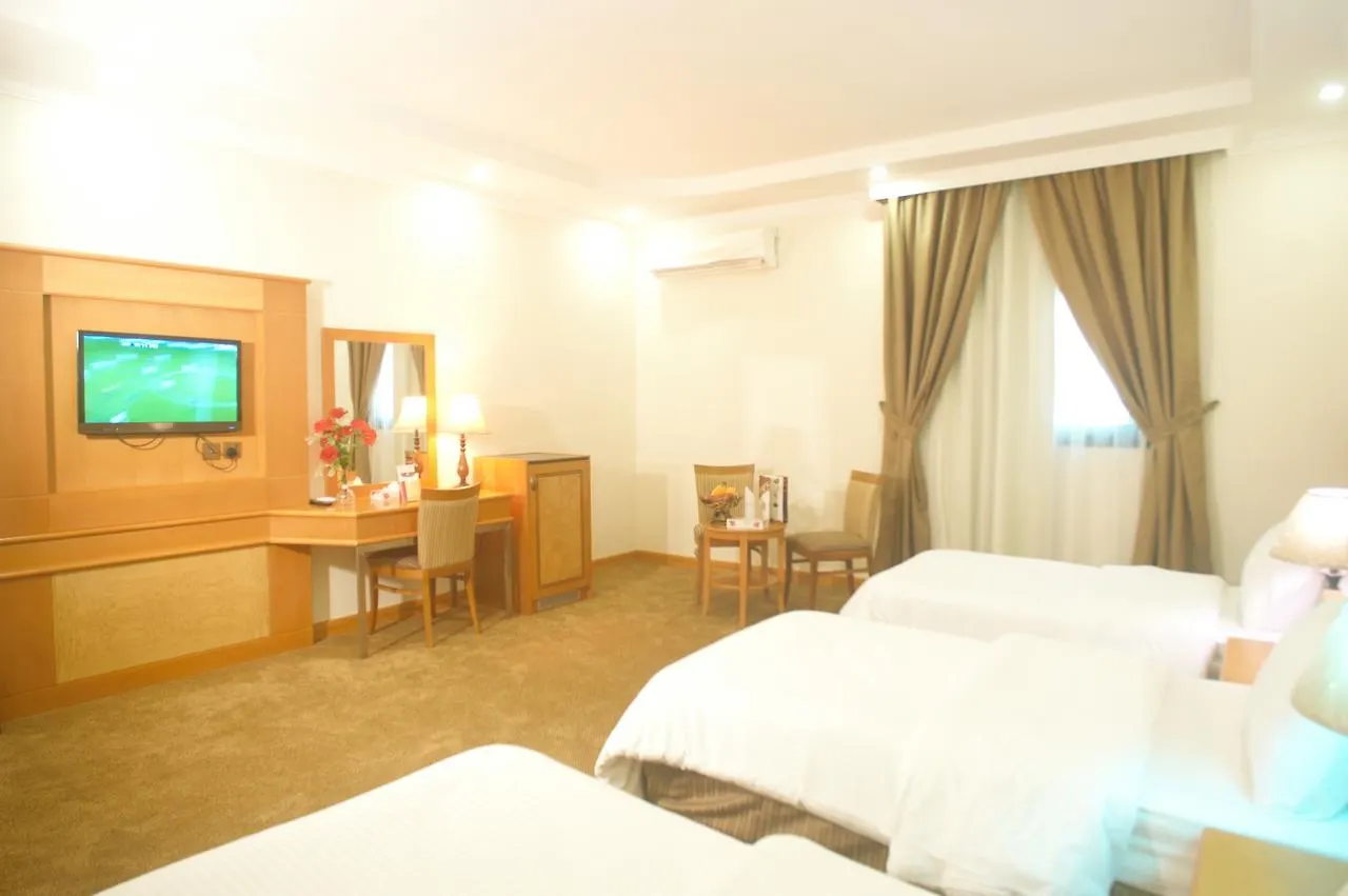Almahmal Palestine Hotel Τζέντα 4*,